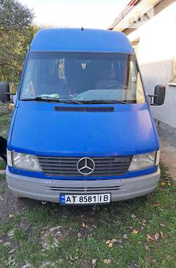 Вантажний фургон Mercedes-Benz Sprinter 1999 в Отинії