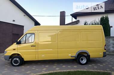 Грузовой фургон Mercedes-Benz Sprinter 2003 в Ровно