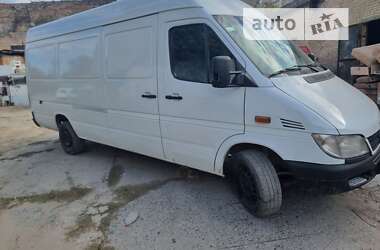 Вантажний фургон Mercedes-Benz Sprinter 2005 в Києві