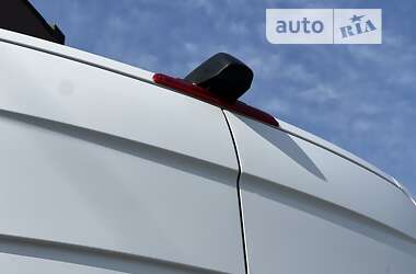 Грузовой фургон Mercedes-Benz Sprinter 2023 в 
