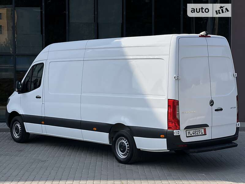 Грузовой фургон Mercedes-Benz Sprinter 2023 в Виннице