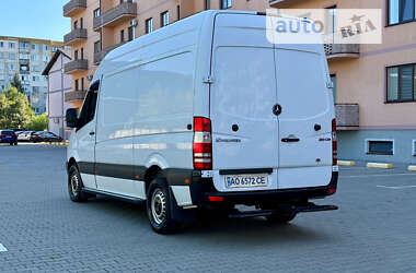 Вантажний фургон Mercedes-Benz Sprinter 2010 в Ужгороді