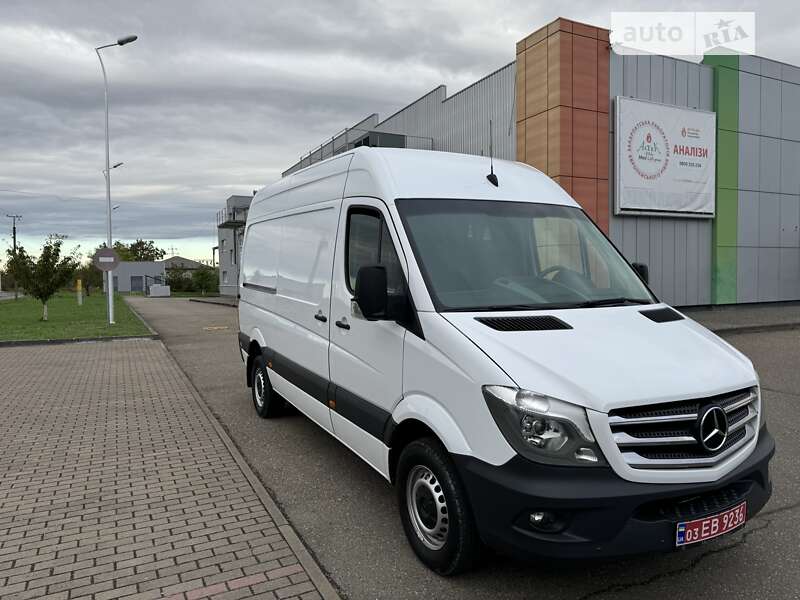 Вантажний фургон Mercedes-Benz Sprinter 2017 в Виноградові