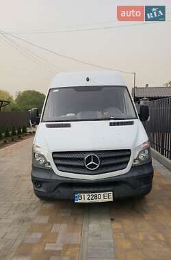 Грузовой фургон Mercedes-Benz Sprinter 2015 в 