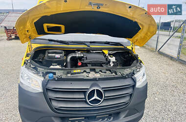 Грузовой фургон Mercedes-Benz Sprinter 2019 в 