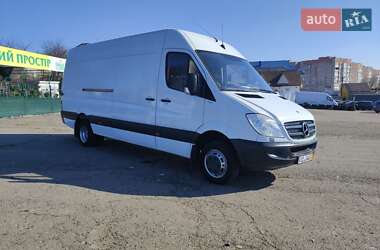 Вантажний фургон Mercedes-Benz Sprinter 2011 в Рівному