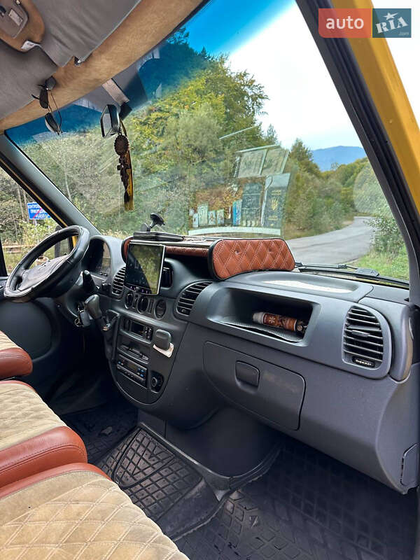 Мікроавтобус Mercedes-Benz Sprinter 2001 в Іршаві