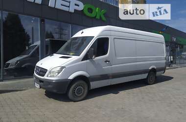 Вантажний фургон Mercedes-Benz Sprinter 2011 в Хмельницькому