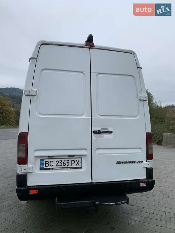 Микроавтобус Mercedes-Benz Sprinter 2005 в Львове
