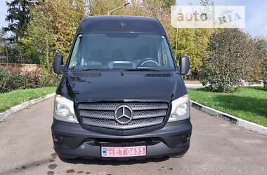 Вантажний фургон Mercedes-Benz Sprinter 2017 в Рівному