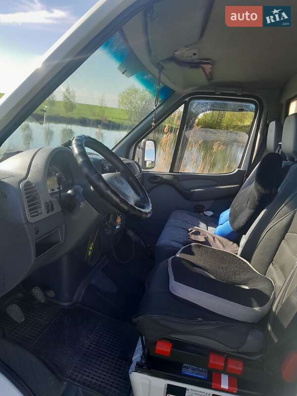 Вантажний фургон Mercedes-Benz Sprinter 2005 в Тернополі фото 45 Вантажний фургон Mercedes-Benz Sprinter 2005 в Тернополі