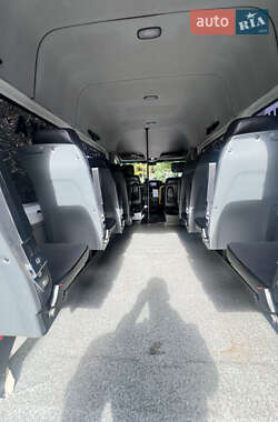 Микроавтобус Mercedes-Benz Sprinter 2012 в 
