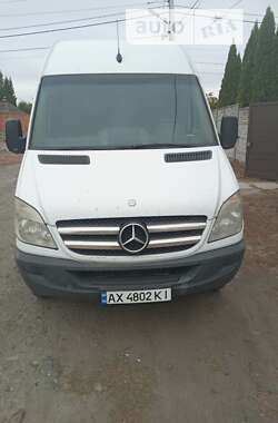 Вантажний фургон Mercedes-Benz Sprinter 2009 в Харкові