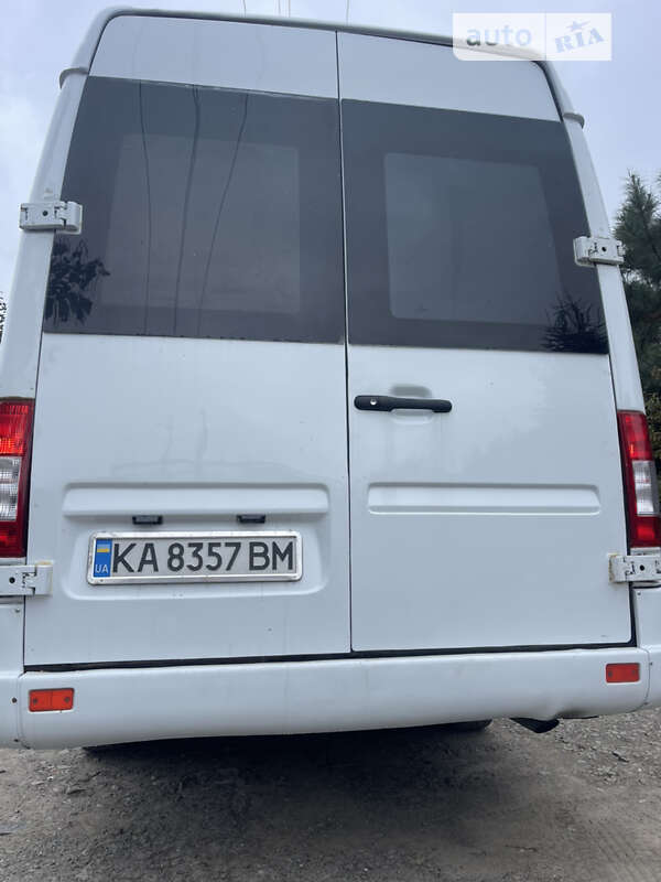 Другие автобусы Mercedes-Benz Sprinter 2002 в Киеве