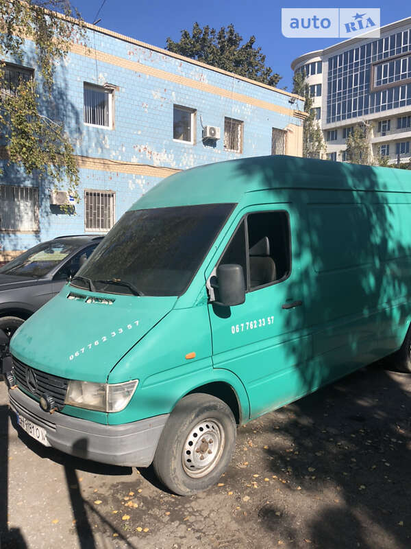 Вантажний фургон Mercedes-Benz Sprinter 1997 в Одесі