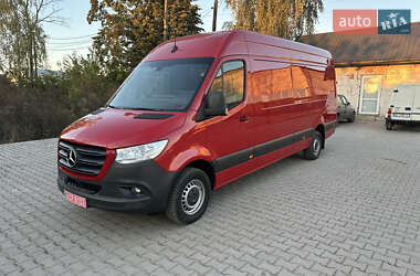 Грузовой фургон Mercedes-Benz Sprinter 2019 в 