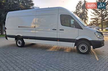 Грузовой фургон Mercedes-Benz Sprinter 2012 в Черновцах