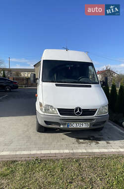 Грузовой фургон Mercedes-Benz Sprinter 2003 в Яворове