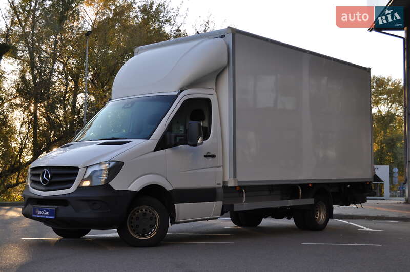 Грузовой фургон Mercedes-Benz Sprinter 2016 в 