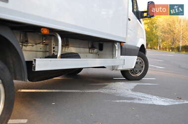 Грузовой фургон Mercedes-Benz Sprinter 2016 в 