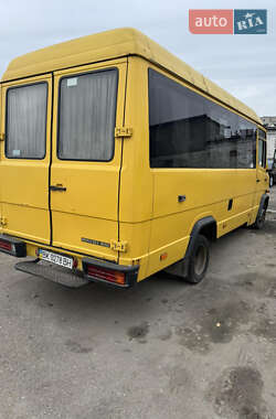 Приміський автобус Mercedes-Benz Sprinter 1996 в Дубні