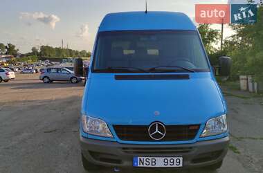 Вантажний фургон Mercedes-Benz Sprinter 2006 в Рівному