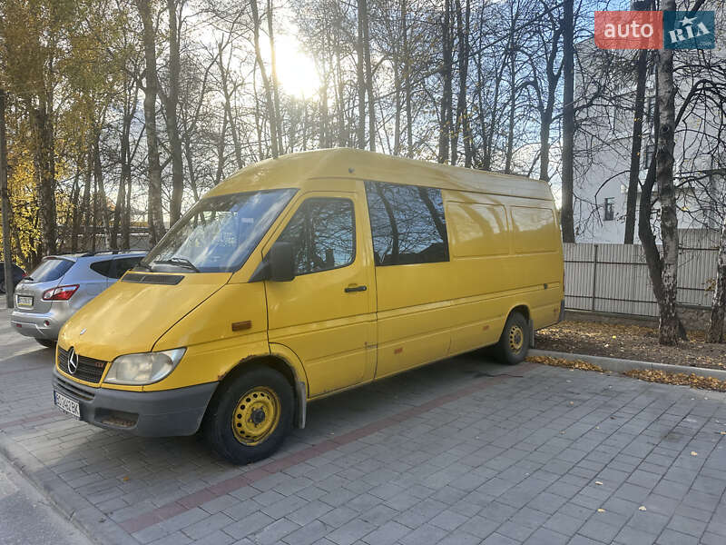 Mercedes-Benz Sprinter 2005