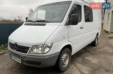 Грузопассажирский фургон Mercedes-Benz Sprinter 2004 в Костополе