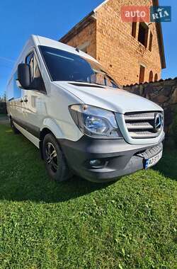 Мікроавтобус Mercedes-Benz Sprinter 2017 в Іршаві