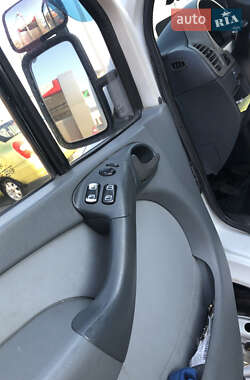 Микроавтобус Mercedes-Benz Sprinter 2005 в 