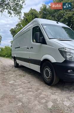 Грузовой фургон Mercedes-Benz Sprinter 2015 в Полтаве