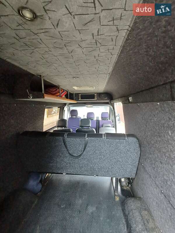 Микроавтобус Mercedes-Benz Sprinter 2006 в Новом Роздоле