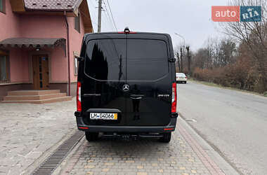 Грузовой фургон Mercedes-Benz Sprinter 2021 в Сваляве