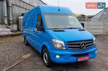 Вантажний фургон Mercedes-Benz Sprinter 2017 в Рівному