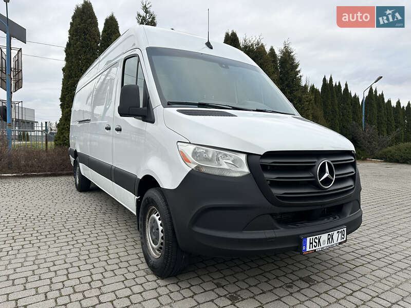 Грузовой фургон Mercedes-Benz Sprinter 2020 в Львове