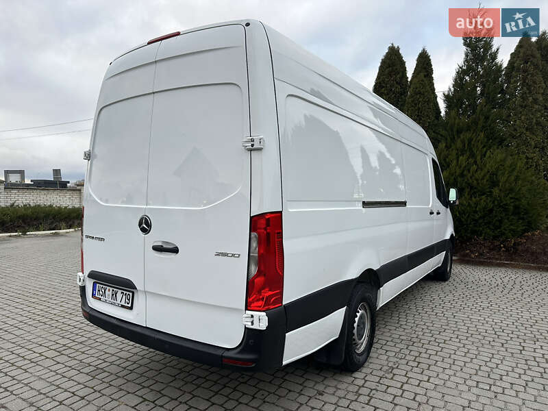 Грузовой фургон Mercedes-Benz Sprinter 2020 в Львове