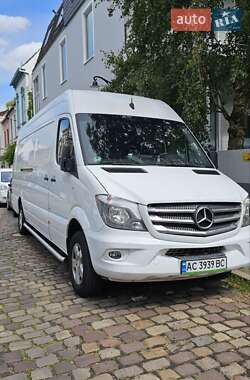 Вантажний фургон Mercedes-Benz Sprinter 2015 в Нововолинську