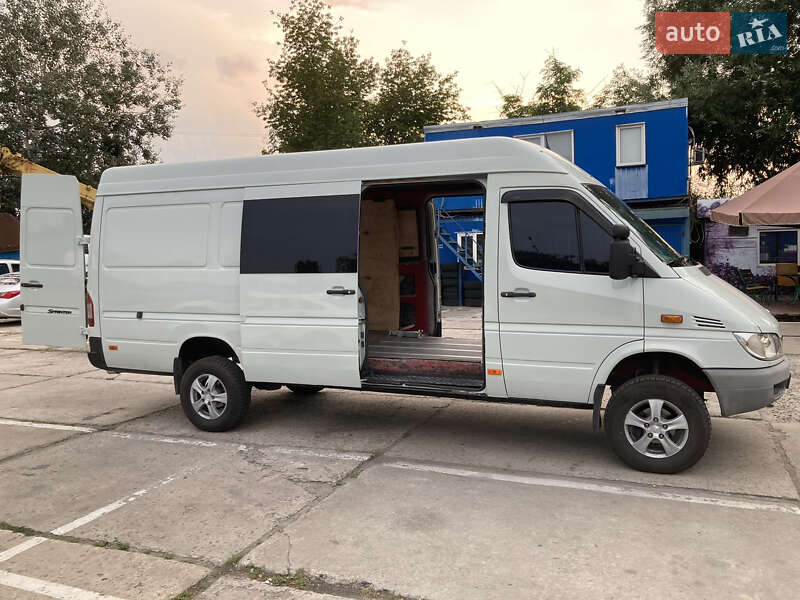 Вантажний фургон Mercedes-Benz Sprinter 2006 в Києві