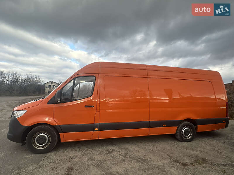 Вантажний фургон Mercedes-Benz Sprinter 2020 в Рівному