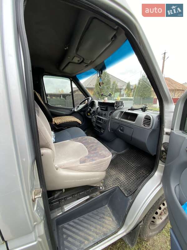 Мікроавтобус Mercedes-Benz Sprinter 2004 в Береговому