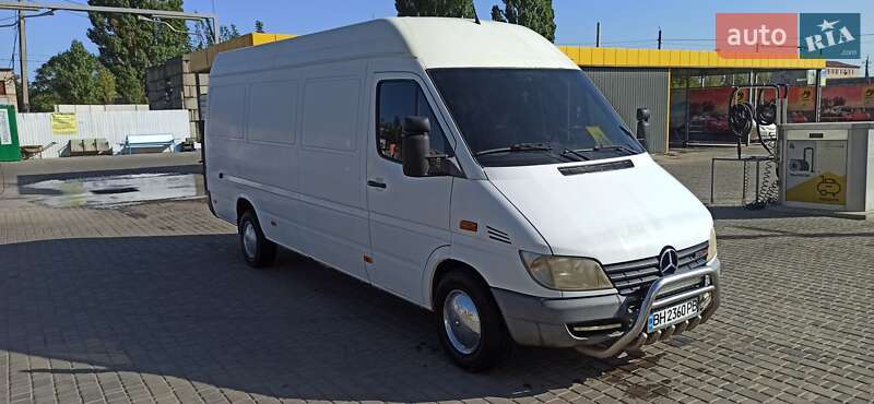 Грузовой фургон Mercedes-Benz Sprinter 2002 в Белгороде-Днестровском