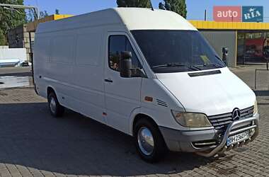 Грузовой фургон Mercedes-Benz Sprinter 2002 в 