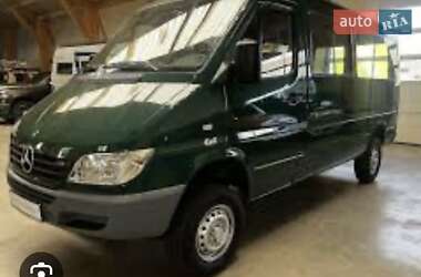 Грузопассажирский фургон Mercedes-Benz Sprinter 2001 в Долине