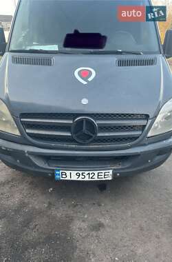 Грузовой фургон Mercedes-Benz Sprinter 2008 в Полтаве