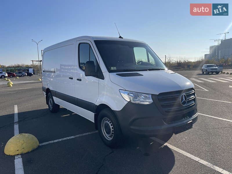 Грузовой фургон Mercedes-Benz Sprinter 2021 в Киеве фото 3 Грузовой фургон Mercedes-Benz Sprinter 2021 в Киеве