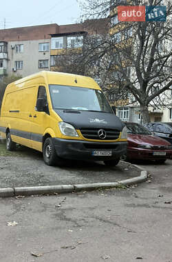 Грузовой фургон Mercedes-Benz Sprinter 2009 в Ужгороде