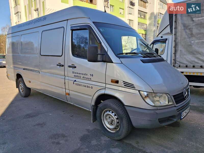 Грузовой фургон Mercedes-Benz Sprinter 2004 в Яворове
