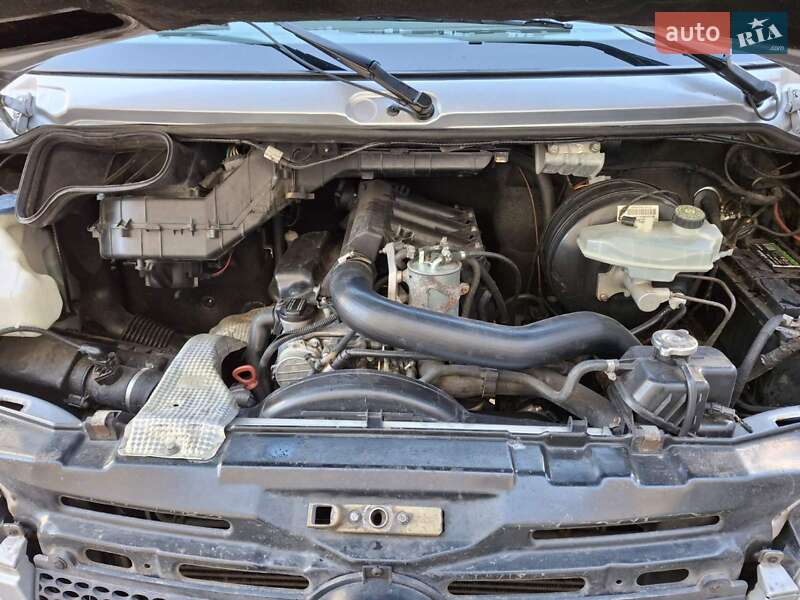 Грузовой фургон Mercedes-Benz Sprinter 2004 в Яворове
