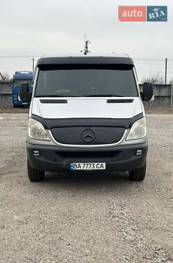 Вантажний фургон Mercedes-Benz Sprinter 2008 в Кропивницькому