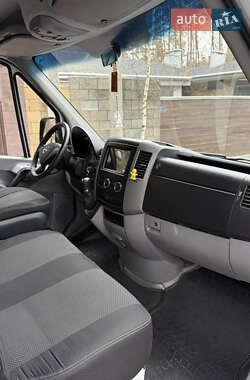Эвакуатор Mercedes-Benz Sprinter 2015 в  фото 15 Эвакуатор Mercedes-Benz Sprinter 2015 в
